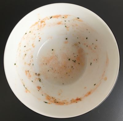 Gazpacho Teller leer